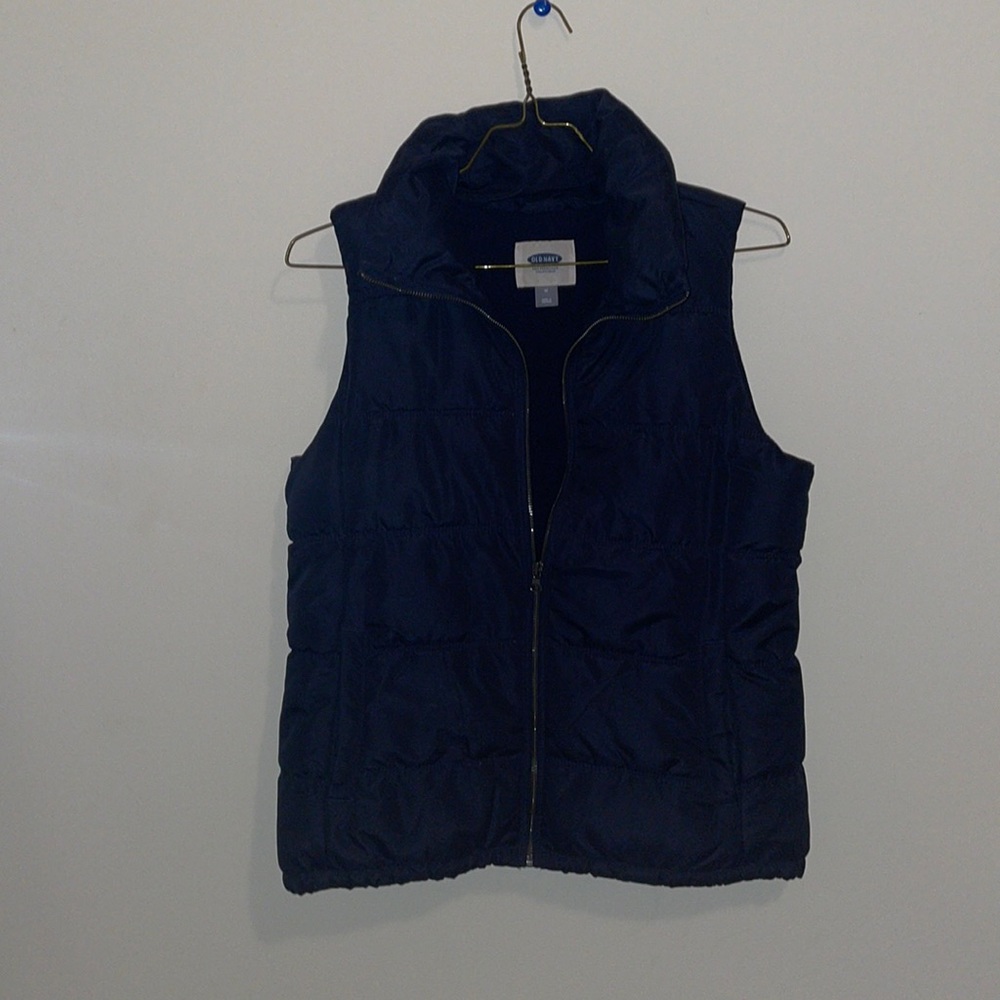 Navy blue puffer vest